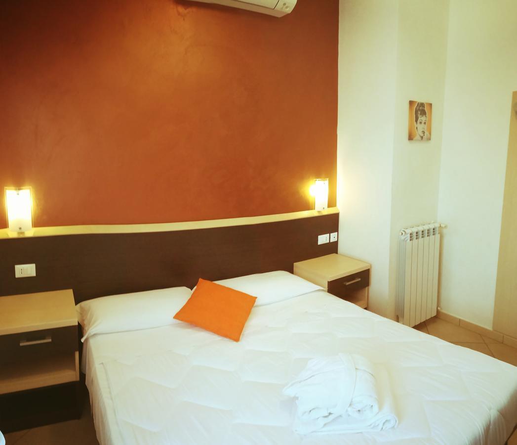 New Hotel Europa Crevalcore エクステリア 写真